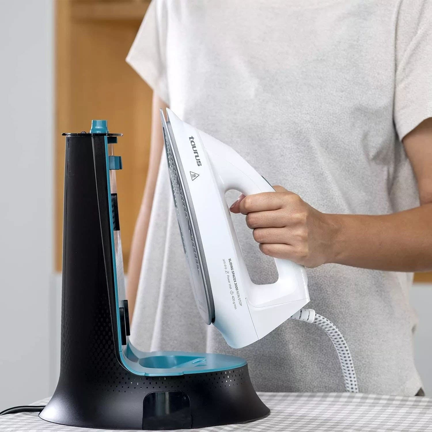 اتو بخار مخزن دار تایروس اسپانیا (taurus) با ضمانت 18 ماه - Image 4